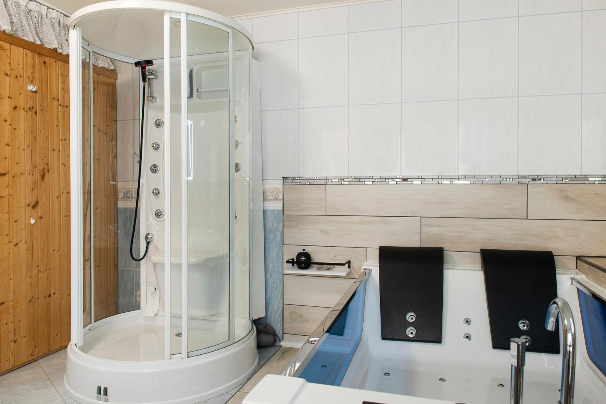 Spawo Mit Sauna Und Whirpool 普富伦多夫 外观 照片